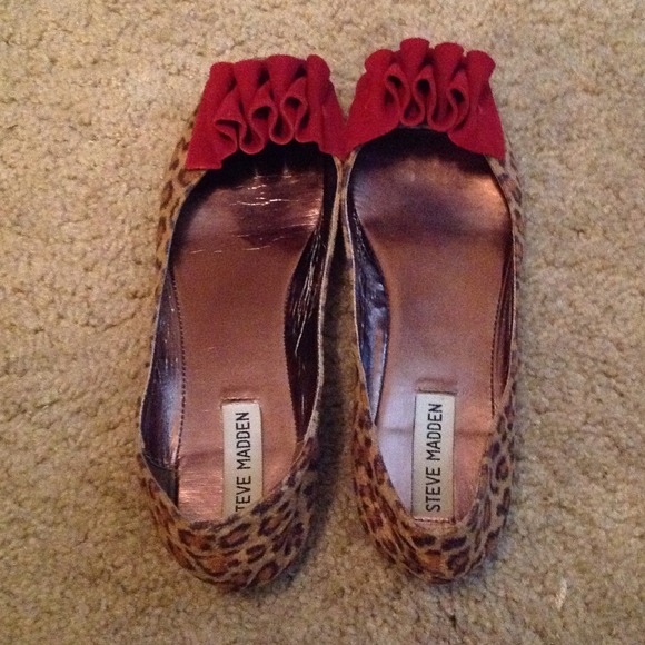 Steve Madden Cheetah Flats - Picture 3 of 4