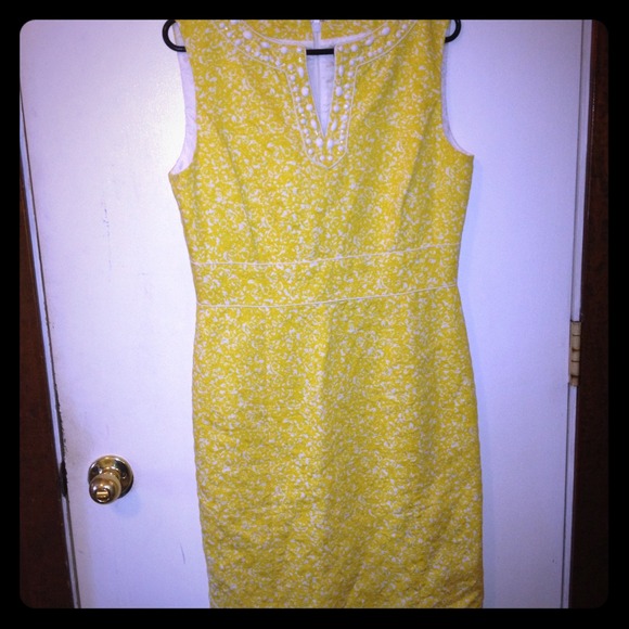 Tahari ASL yellow pattern dress