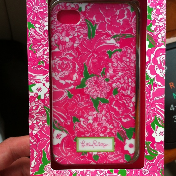 *SOLD!!!*Lilly Pulitzer iPhone 4/4s floral cover
