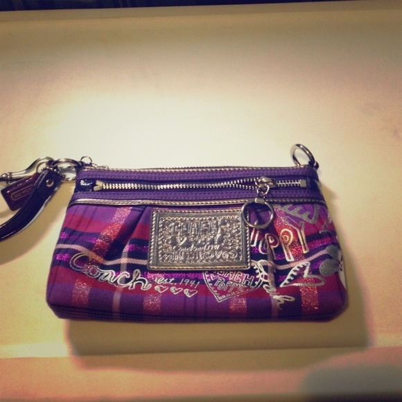 Coach wristlet/ clutch