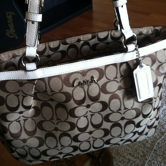 Coach F17726 Gallery Signature East West Tote Bag