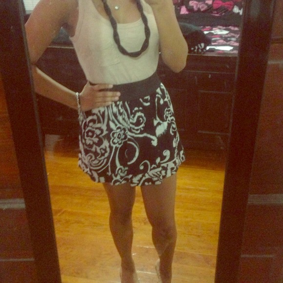 Forever 21 skirt