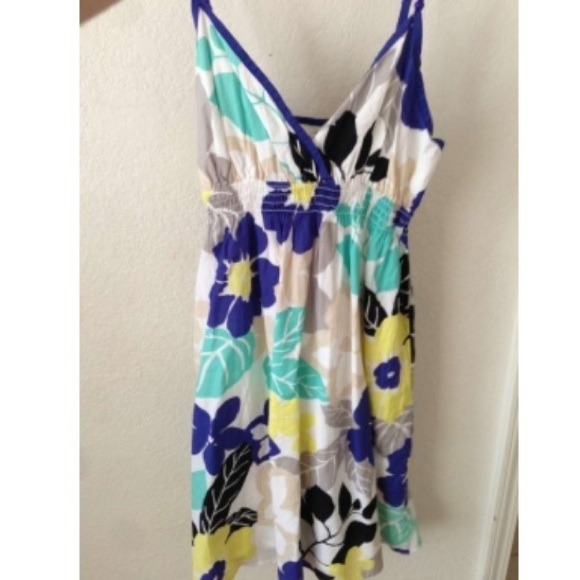 Aeropostale white and floral summer dress - Picture 2 of 4