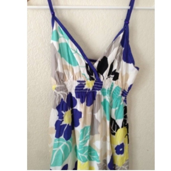 Aeropostale white and floral summer dress - Picture 3 of 4