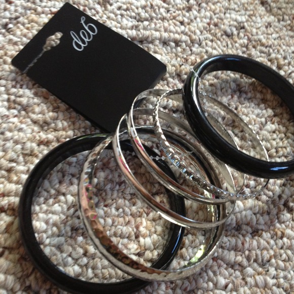 Set of six black and silver bangles NWT