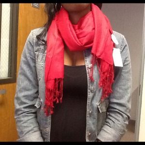 Red Scarf!