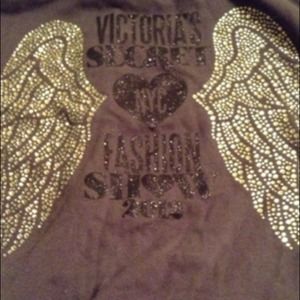 Sold!! 💕 Victorias Secret FashionShow Hoodie