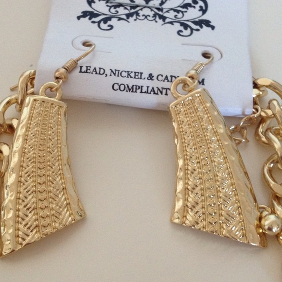 Peach Statement necklace set - Picture 4 of 4