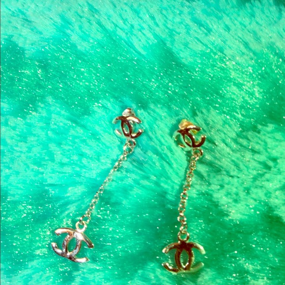 Channel symbol earring