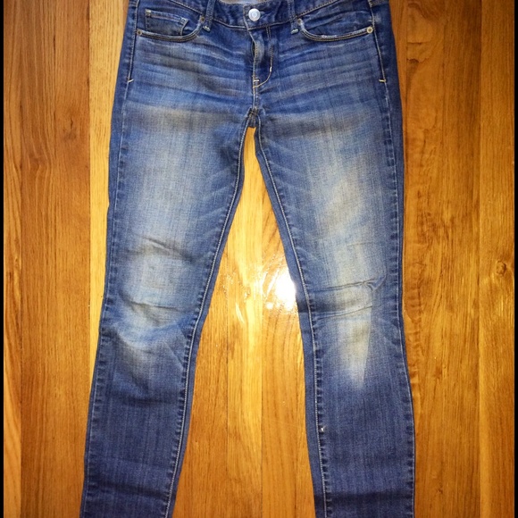 American Eagle Straight Leg Jeans