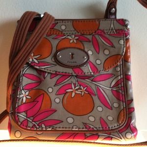 Cross body bag fossil beautiful $25