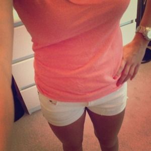 White American Eagle shorts! Size 2💘