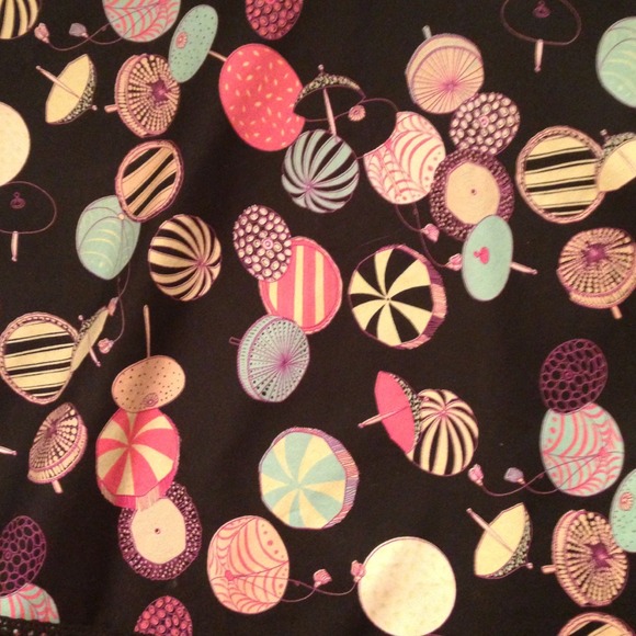 SOLD!!!Adorable a-line skirt!! - Picture 2 of 3