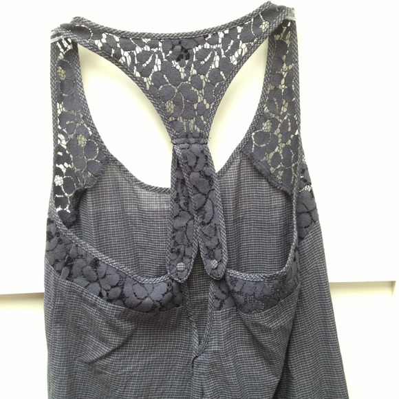 Volcom dress - Picture 3 of 4