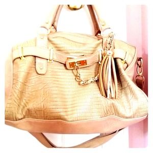 🚨 LAST DAY AVAILABLE  Steve Madden handbag