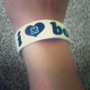 I love boobies breast cancer bracelet