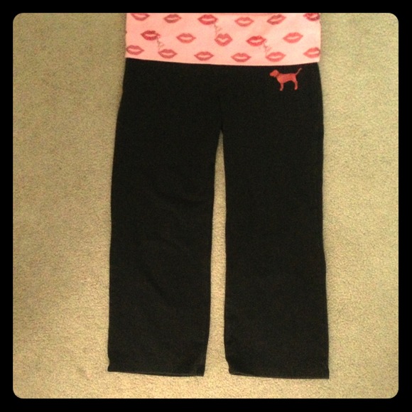 TRADED Victoria's Secret cropped yoga pants!!💋