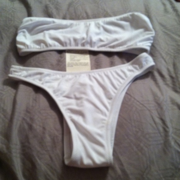 White strapless Brazilian bikini NWT