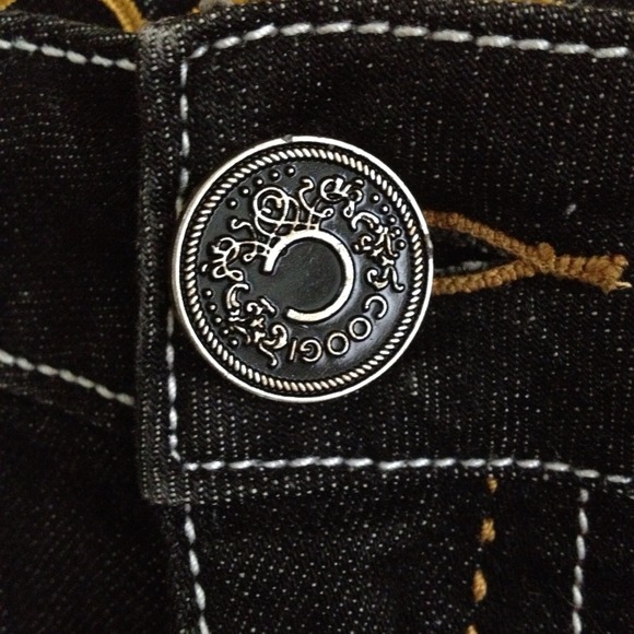 Jean skirt! Fits more like a size 8-9 - Picture 2 of 4