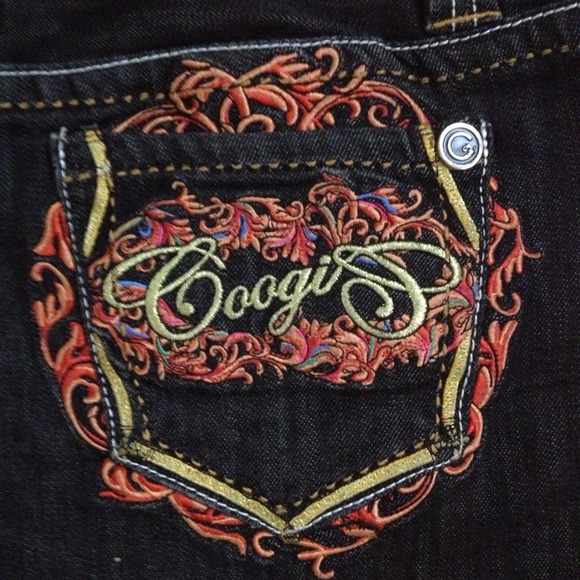 Jean skirt! Fits more like a size 8-9 - Picture 3 of 4