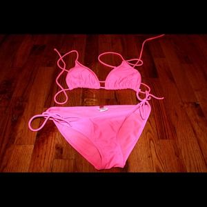 🌺 HOT PINK BIKINI 🌺
