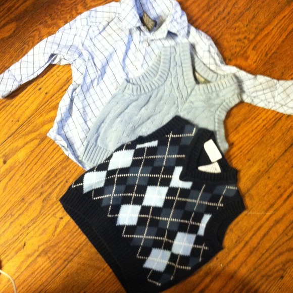 SOLD Button up top, with two vest Kenneth Cole