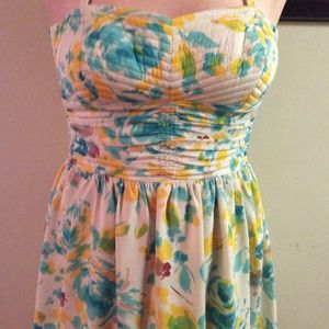 Size 8 floral pastel dress