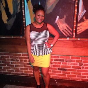 🚫SOLD🚫 Yellow/ mustard skirt