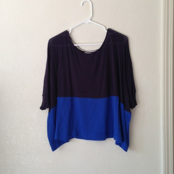Cotton On Tops - Blue colorblock top