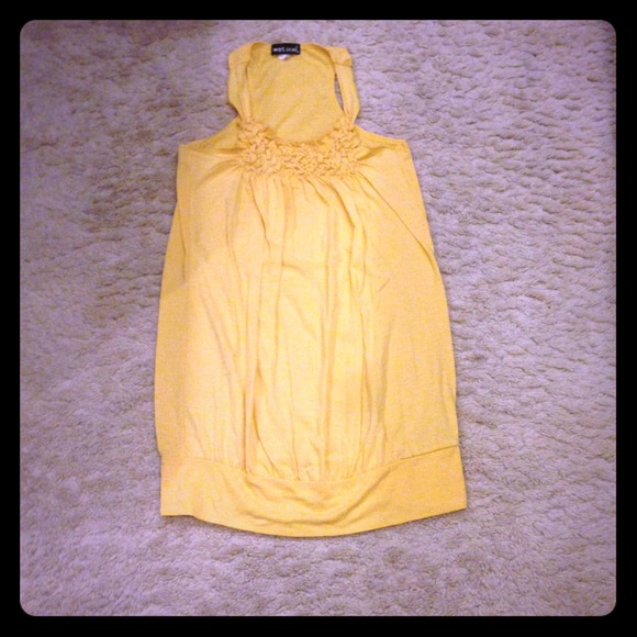 ❌SOLD❌Yellow tunic