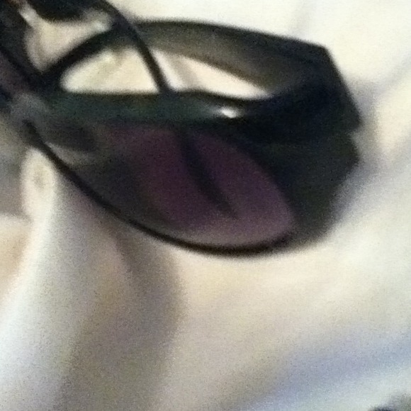 Glasses - Picture 3 of 4