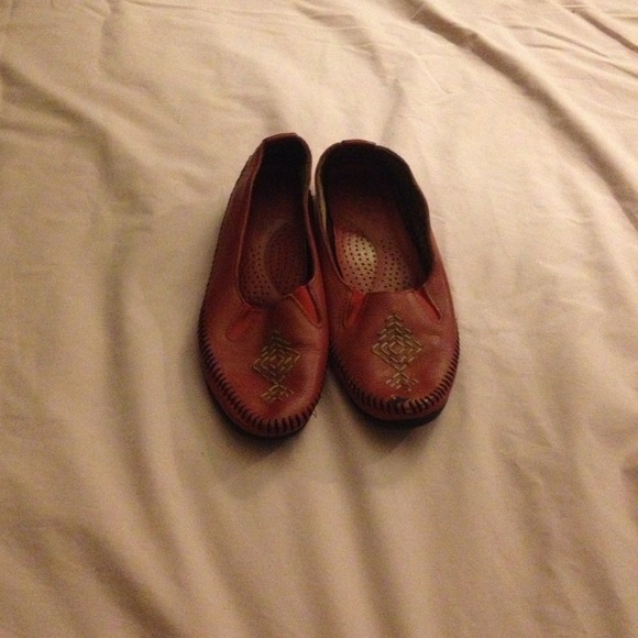 Red moccasins