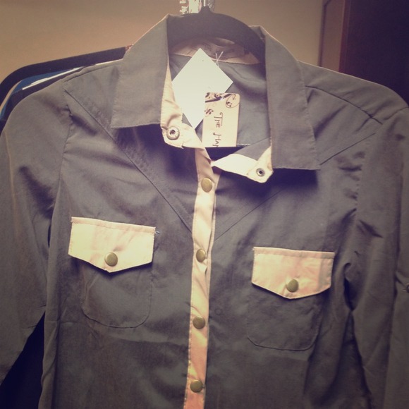 Military inspired blouse