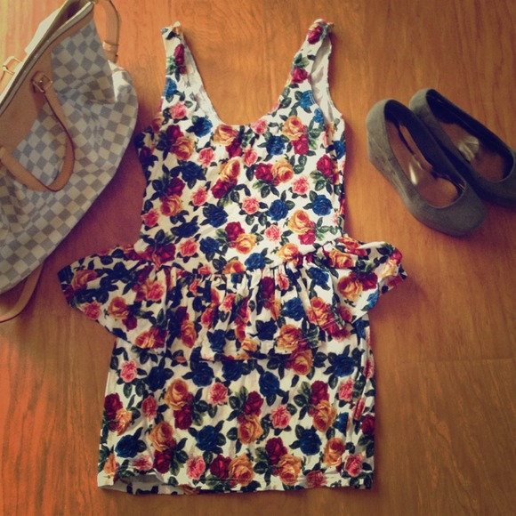 Floral summer dress.