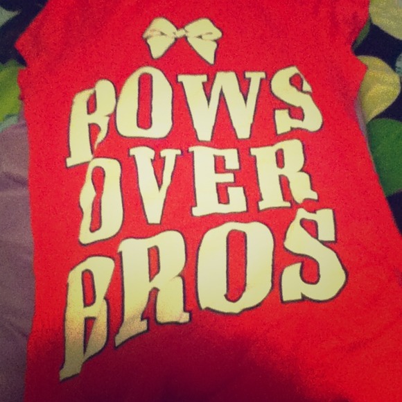 Pink Bows over bros shirt. - Picture 1 of 2