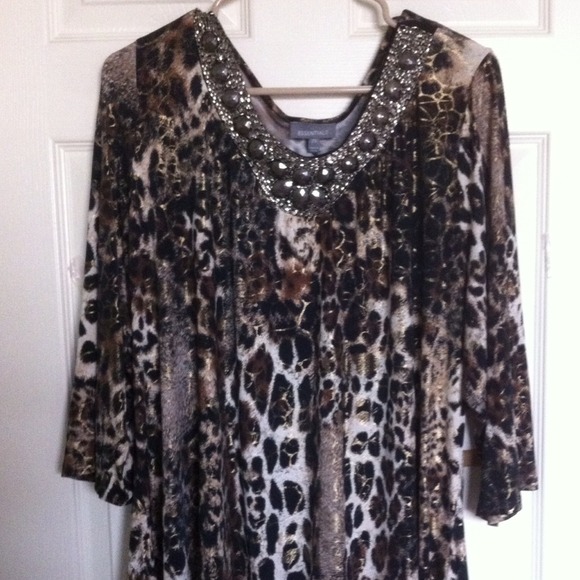 Beautiful Brown Leopard Sequin Collar Blouse/boots