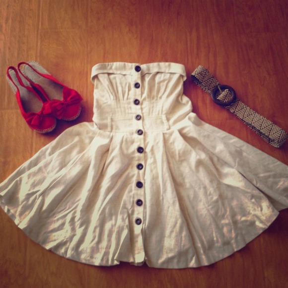 Heart shaped tube top summer dress.