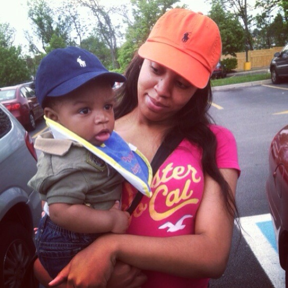 Hey! New Here! Check out my closet!!!✋👋✋👋✋ - Picture 3 of 3