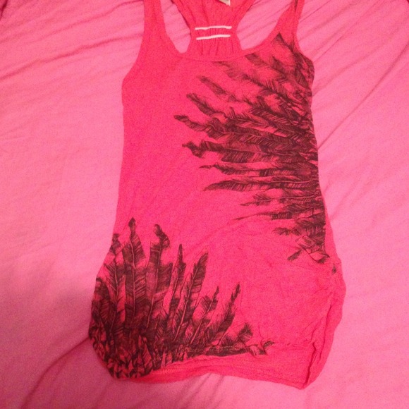 Love Culture feather racerback