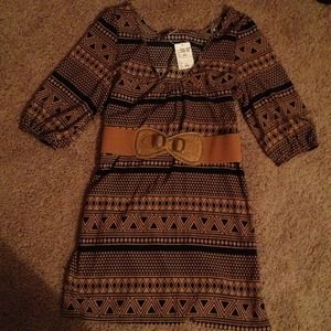 🔴SOLD🔴Ethnic Print Dress w/belt