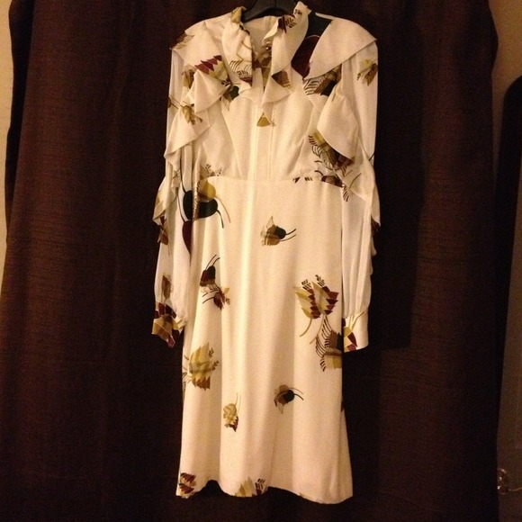 Was$825!!! Gucci 100% silk dress new with bag!!