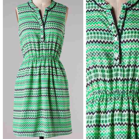 ❌❌SOLD❌❌Kelly Green and Navy Sleeveless Dress