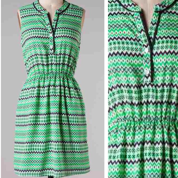 ❌❌SOLD❌❌Kelly Green and Navy Sleeveless Dress