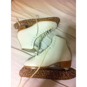Riedell ice skates