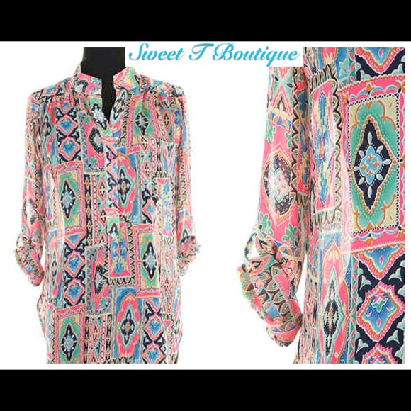 ❌❌SOLD❌❌Pink and Mint Abstract Print Top