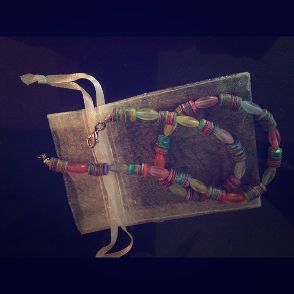 Multi Colored Beaded Necklace🌈