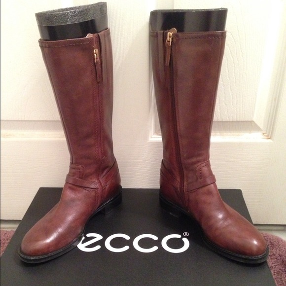 🎉SOLD🎊Ecco Hobart 25mm boots