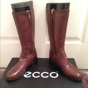 🎉SOLD🎊Ecco Hobart 25mm boots