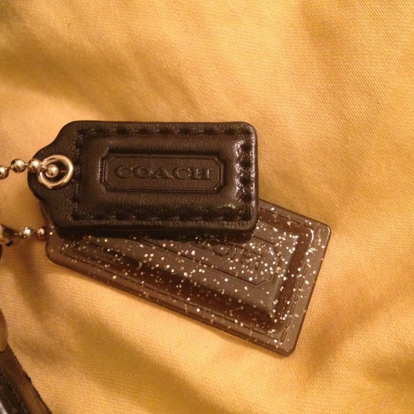 ⚡SOLD Coach crossbody from Poppy collection - Picture 3 of 4