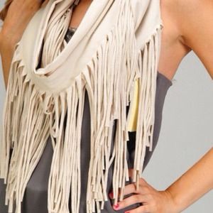 ❌SOLD❌ Brand New Esley Infinity Fringe Scarf!